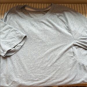 Lululemon Athletica Gray Short Sleeve Tee